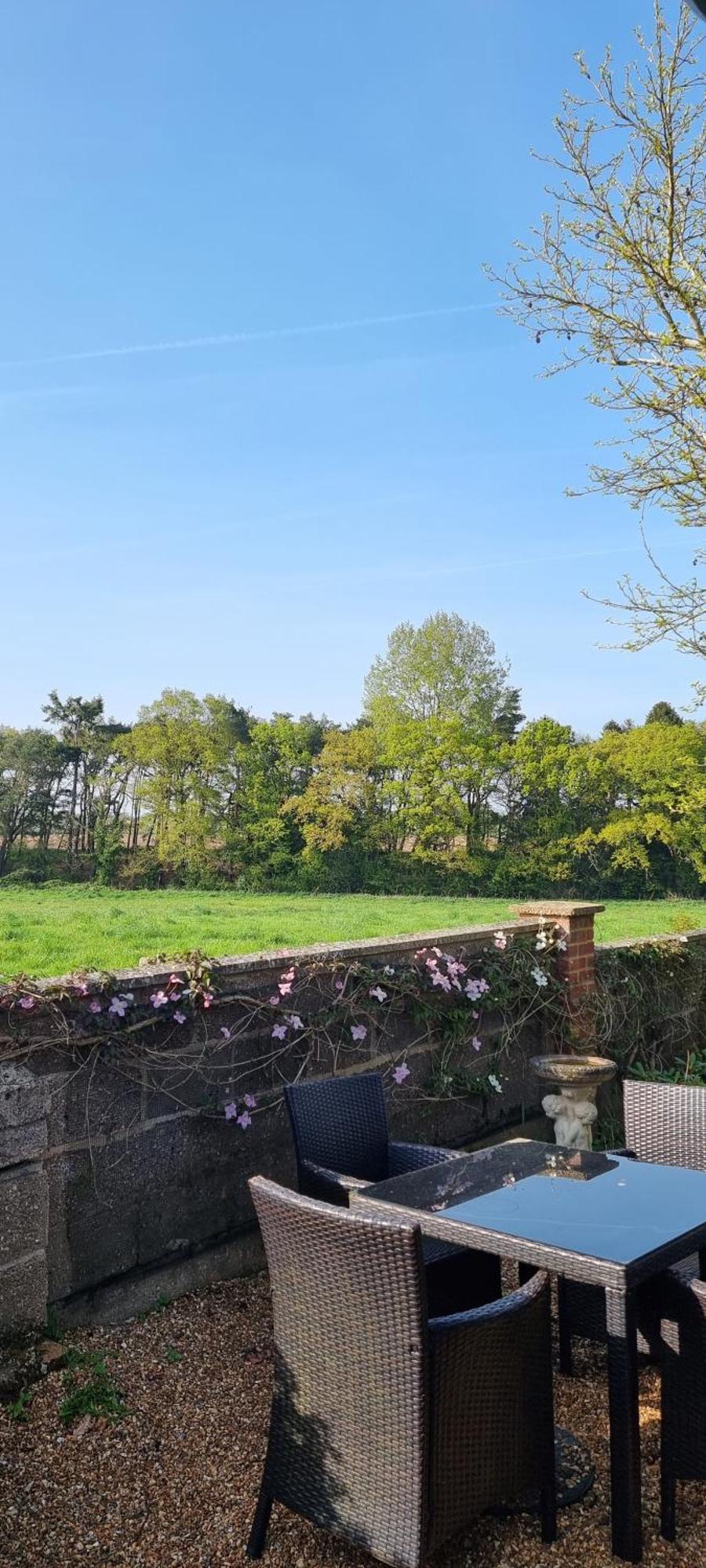 Begonia Cottage Briston Extérieur photo